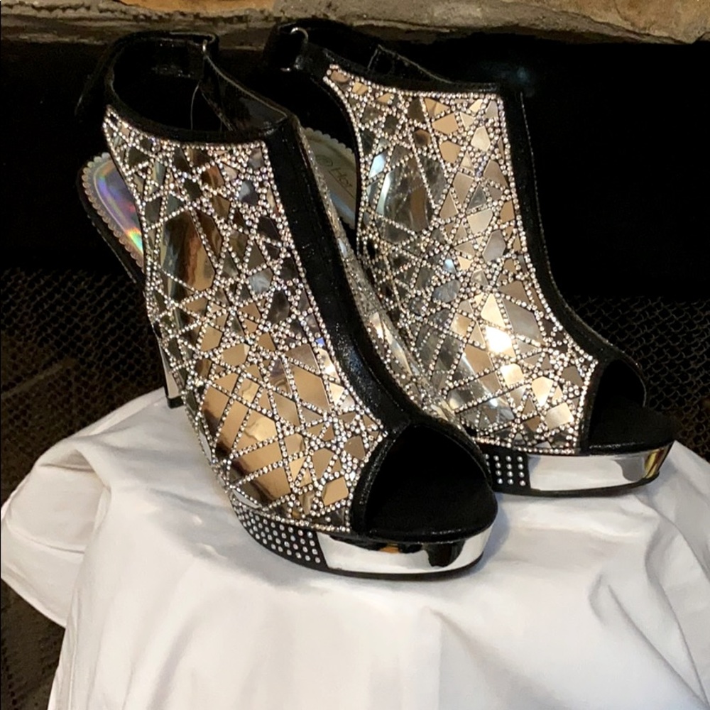 Mirror and rhinestone black heels